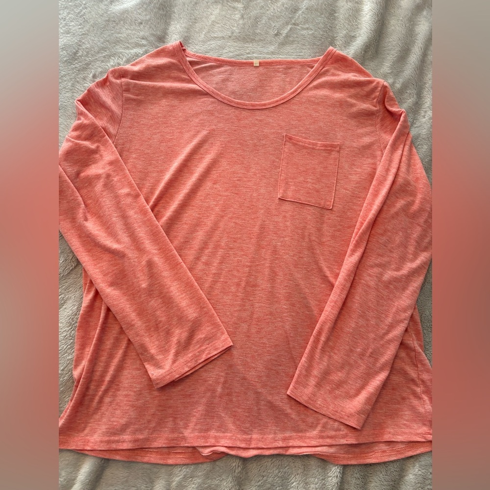 NWOT Tunic Length Long Sleeve Tee
